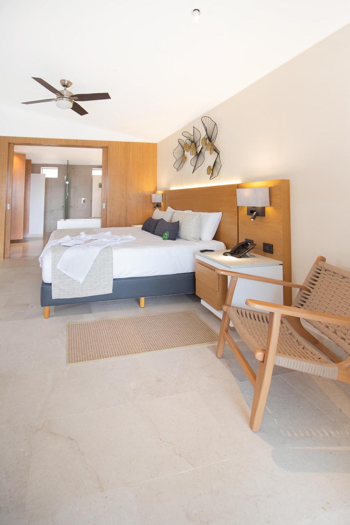 Sunset Plaza Beach Resort Puerto Vallarta All Inclusive Exterior photo