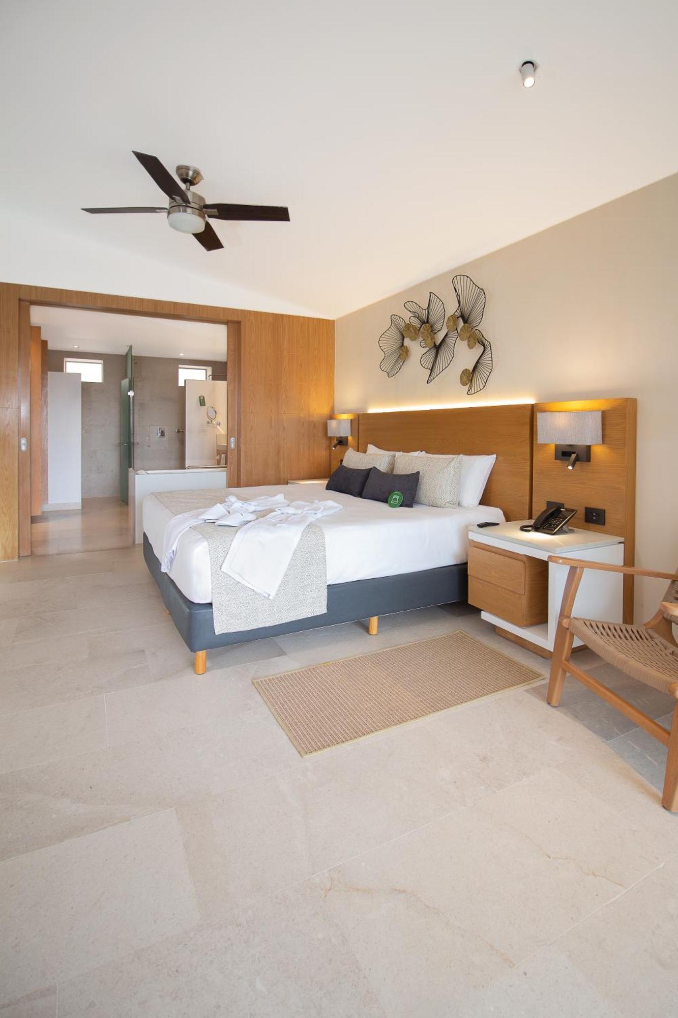 Sunset Plaza Beach Resort Puerto Vallarta All Inclusive Exterior photo